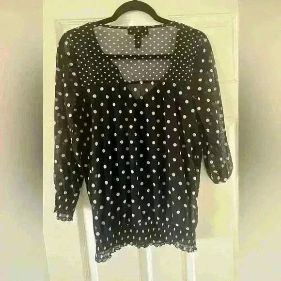 INC blue polka dots top. - Picture 2 of 6